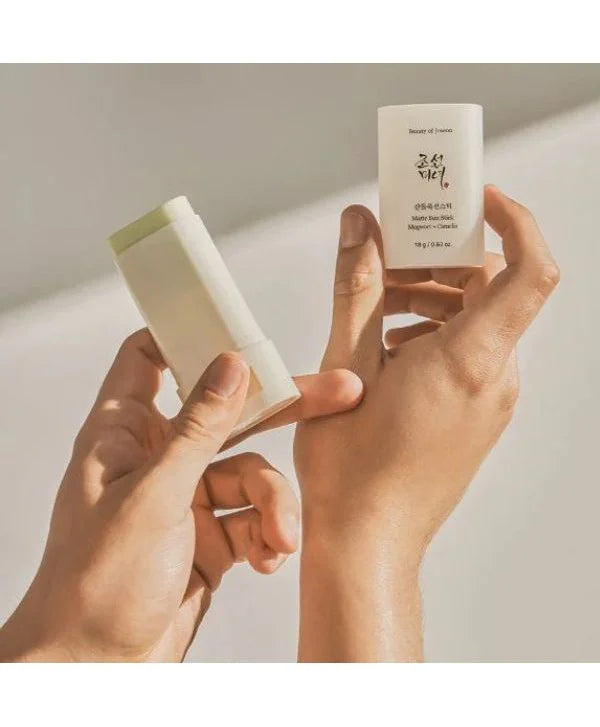BEAUTY OF JOSEON Matte Sun Stick Mugwort + Camelia SPF50+/PA++++
