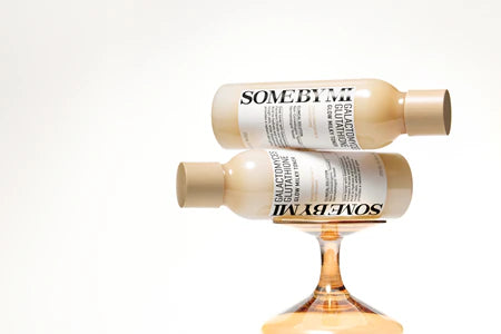 some-by-mi-Galactomyces-Glutathione-Glow-Milky-Toner